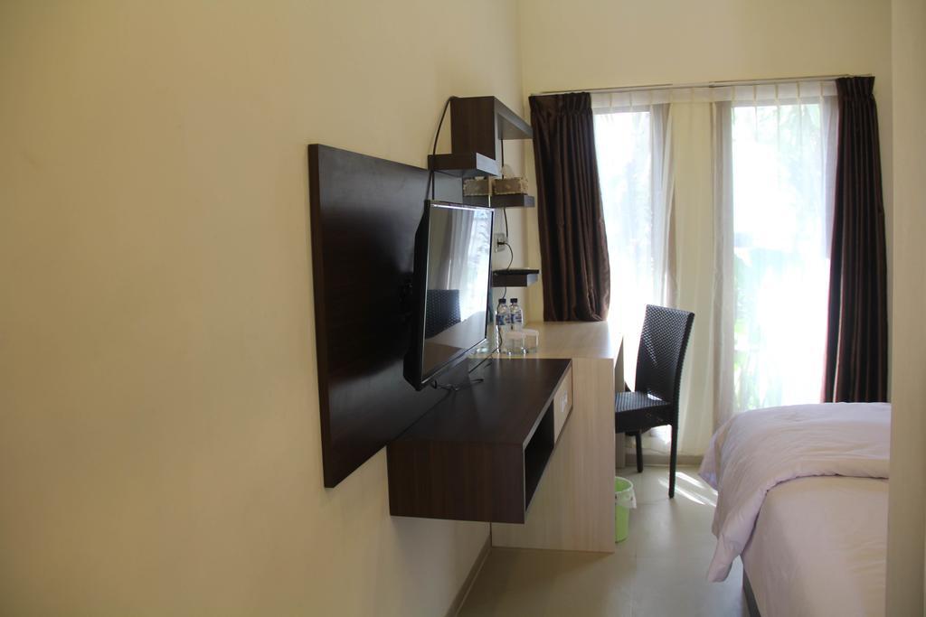 Kampoeng Nelayan Hotel Palu Eksteriør billede