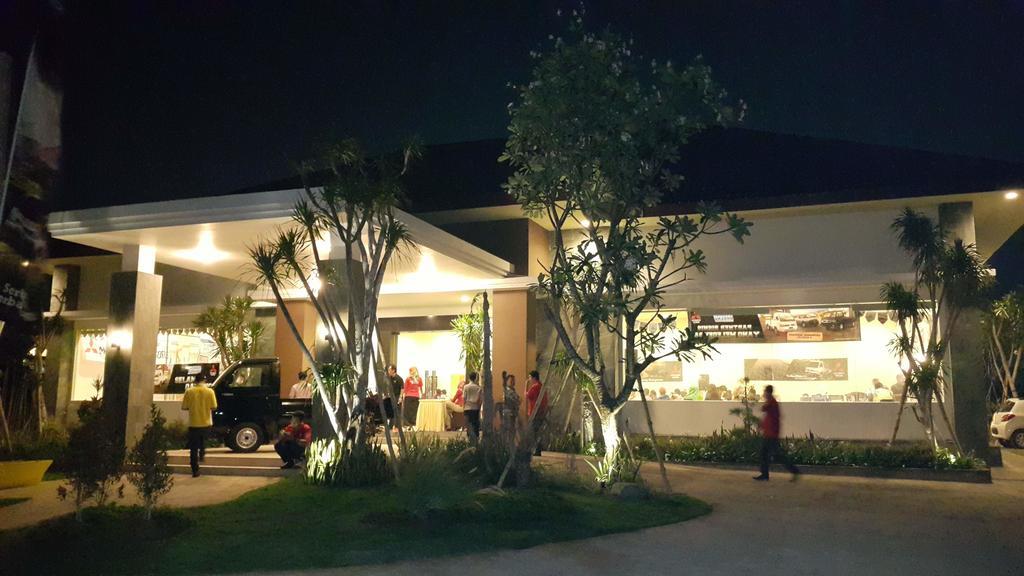 Kampoeng Nelayan Hotel Palu Eksteriør billede