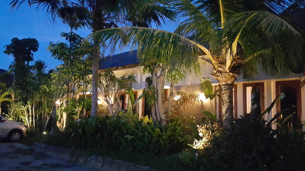 Kampoeng Nelayan Hotel Palu Eksteriør billede