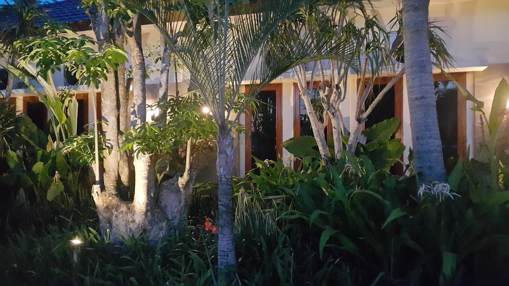 Kampoeng Nelayan Hotel Palu Eksteriør billede