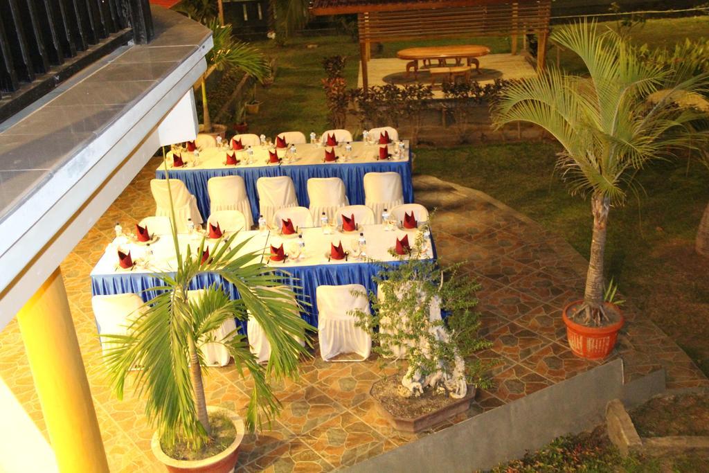 Kampoeng Nelayan Hotel Palu Eksteriør billede